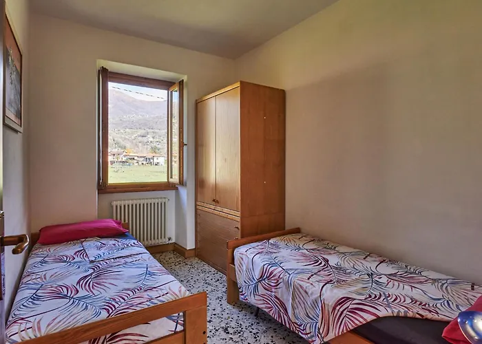 Apartment Al Lago-1 By Interhome