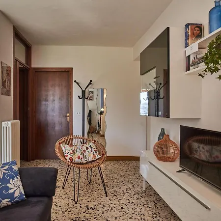 Al Lago-1 By Interhome